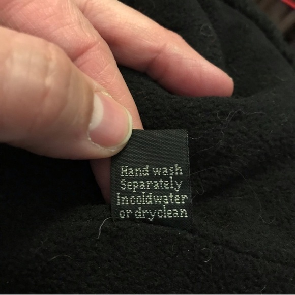 𝅺KYBER knitted winter hat/ toque.  Shades of red and orange.  Made in Nepal. - Picture 6 of 8